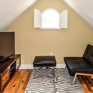 Economy Queen Room # 9